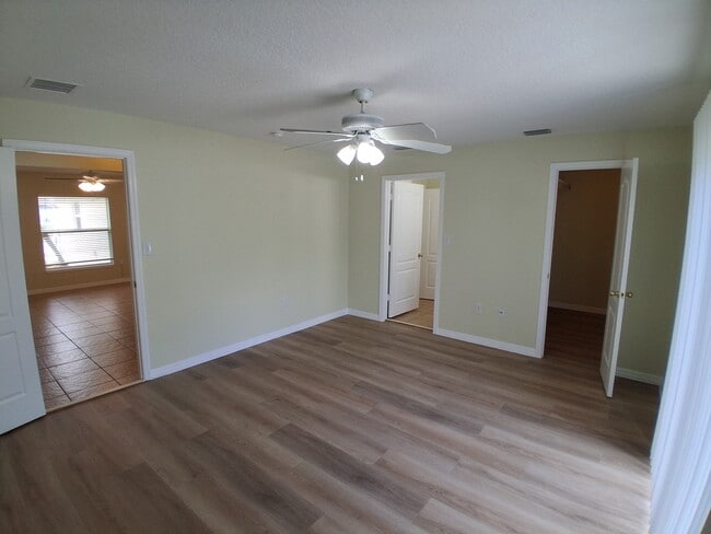 Photo - 1105 Monticello Ln