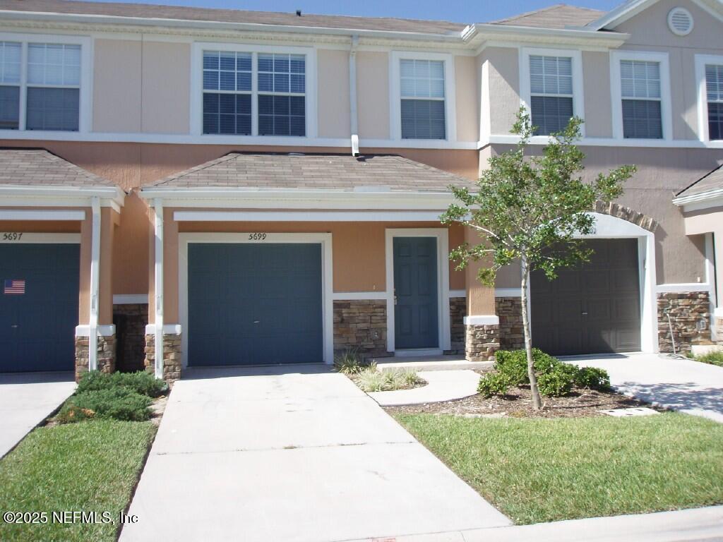 Photo - 5699 Parkstone Crossing Dr Townhome