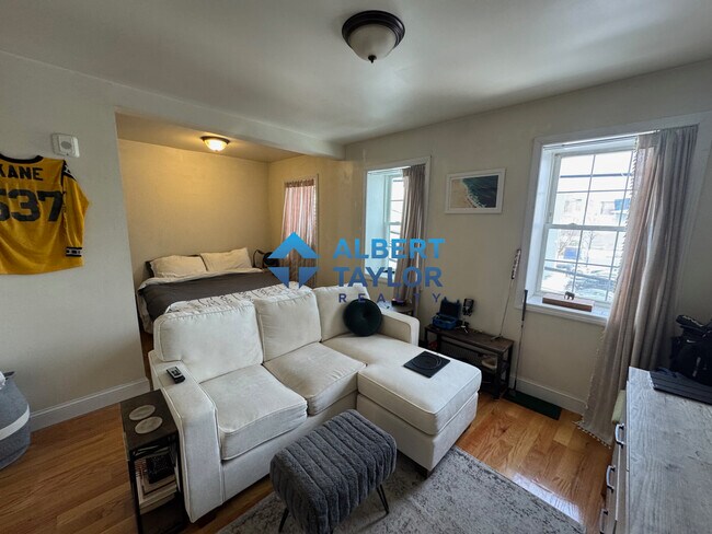 Photo - 83 Bolton St Unidad #1