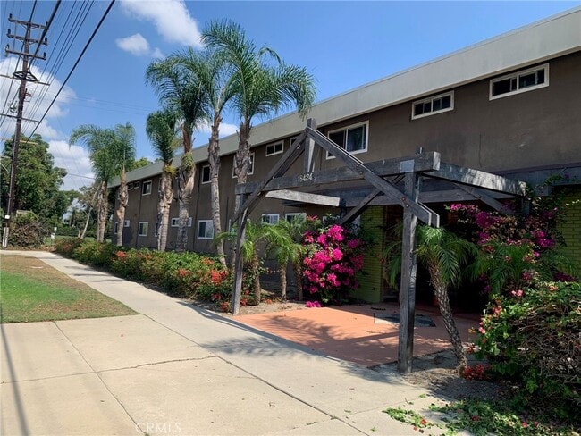 Building Photo - 18424 Normandie Ave Unit 18424 Rental