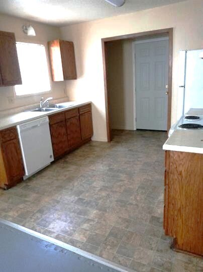 3311 Barrett Cir