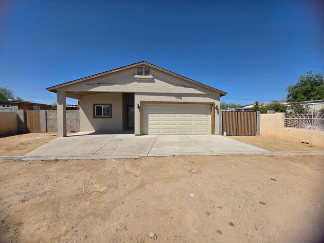 Photo - 13736 W Maryland Ave