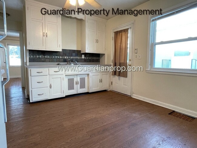 Photo - 4618-4620 Cedar Ave S Unidad 4618