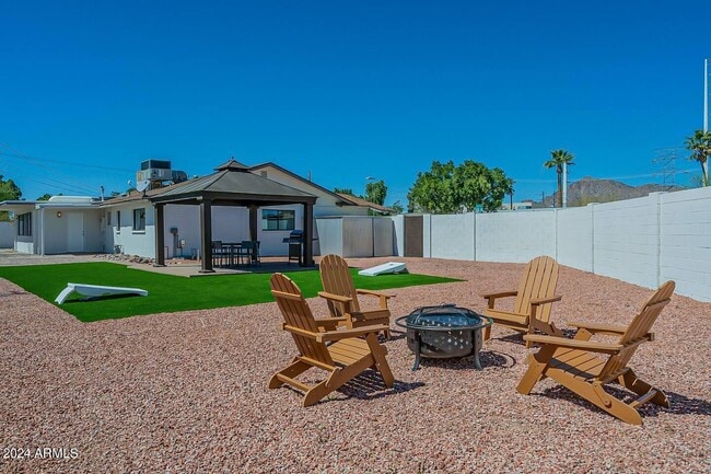 Photo - 6419 E Windsor Ave