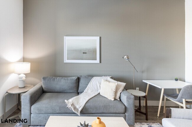 Building Photo - 3235 Heritage Trl