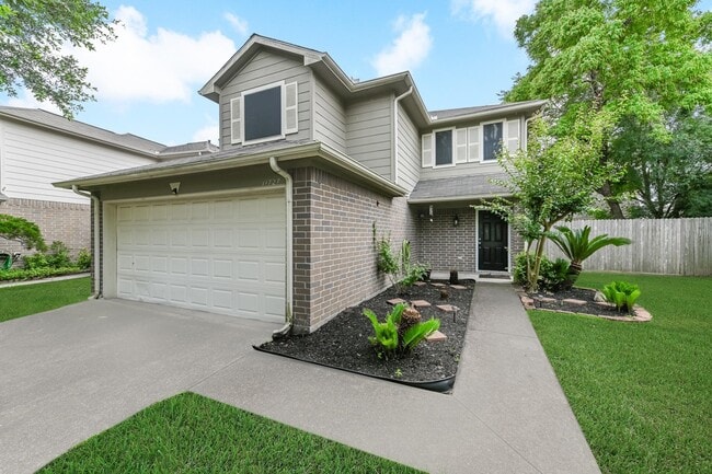 Building Photo - 11727 Sunny Stream Dr