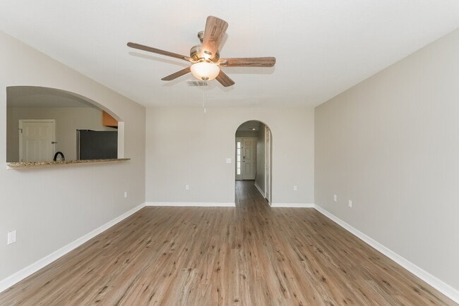 Photo - 939 Brenton Leaf Dr