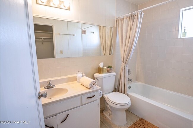 Photo - 2460 N Treat Ave Unit 2460