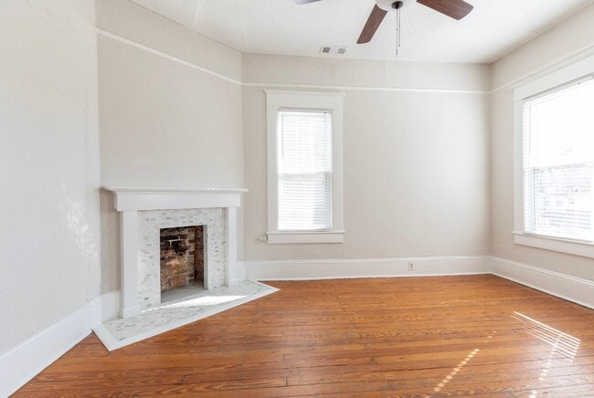 Photo - 1016 E Anderson St Unidad A
