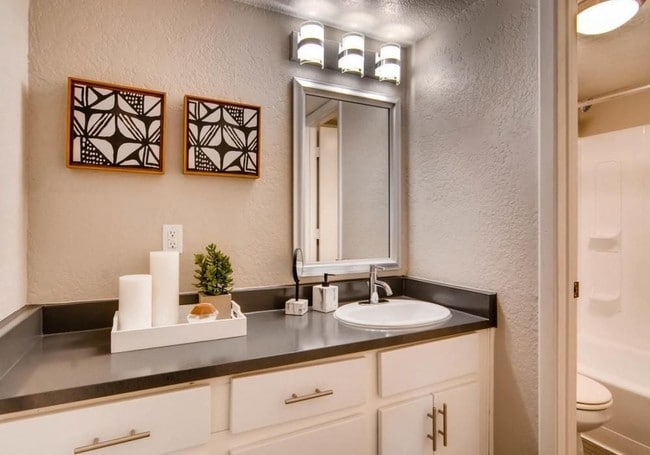 The Glen at Old Town apartments — community photo