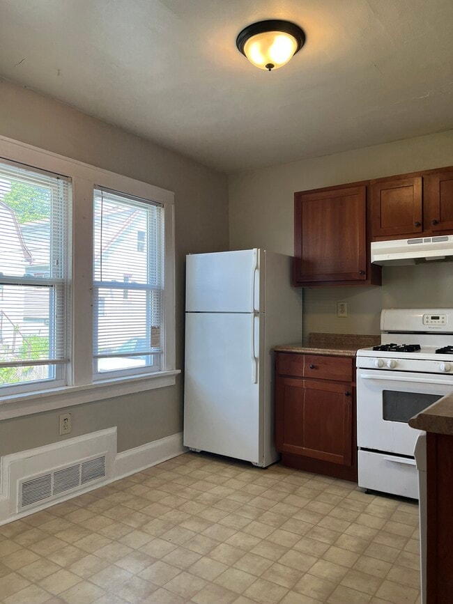 Photo - 2223 E Vollmer Ave