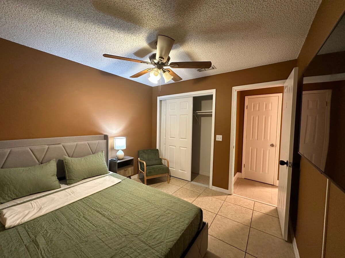 Photo - 6593 Meritmoor Cir