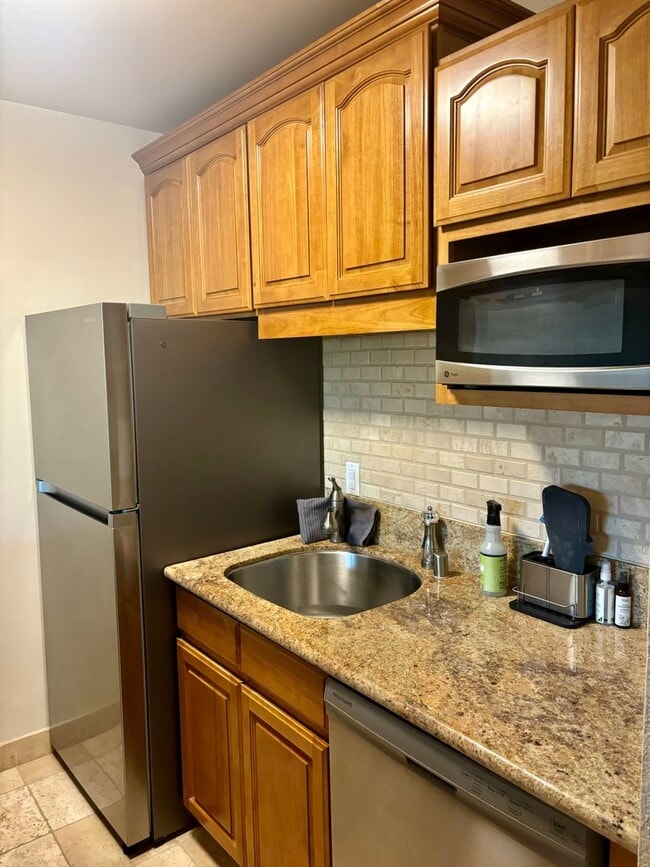 Photo - Light, Bright, Immaculate and lightly furnished 1 bd 1 ba condo in Walnut Creek- Keys Condo's Unit 503