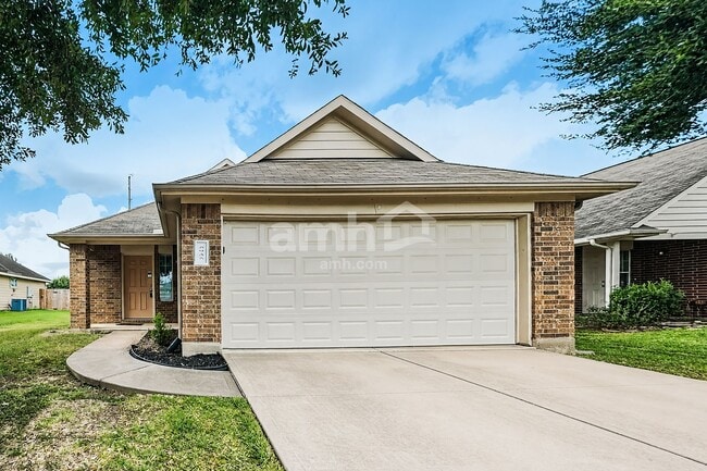 Building Photo - 5935 Brenwood Trails Ln