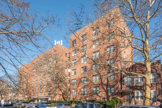 Photo - 1577 E 17th St