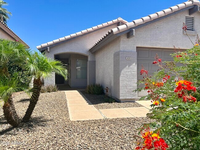 Building Photo - 4050 E Coolbrook Ave