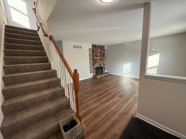 Photo - 1333 Petersburg Ct