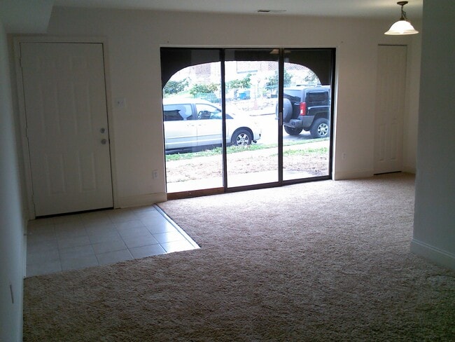 Building Photo - 7827 Bradford St Unit 7827-A