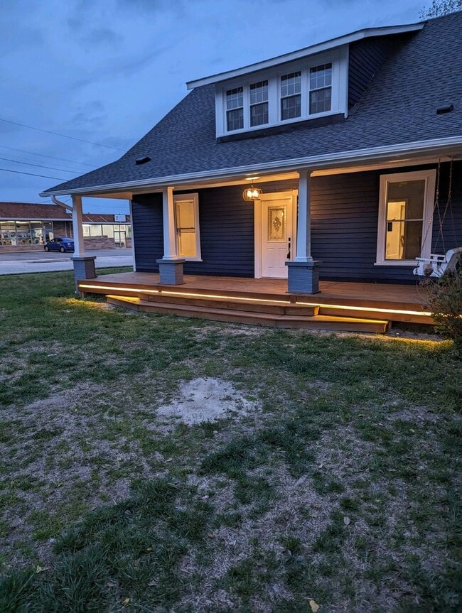 Photo - 1001 S 8th St