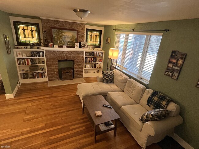 2 br, 1 bath House - 4200 Geneva Street - 2 br, 1 bath House - 4200 Geneva Street