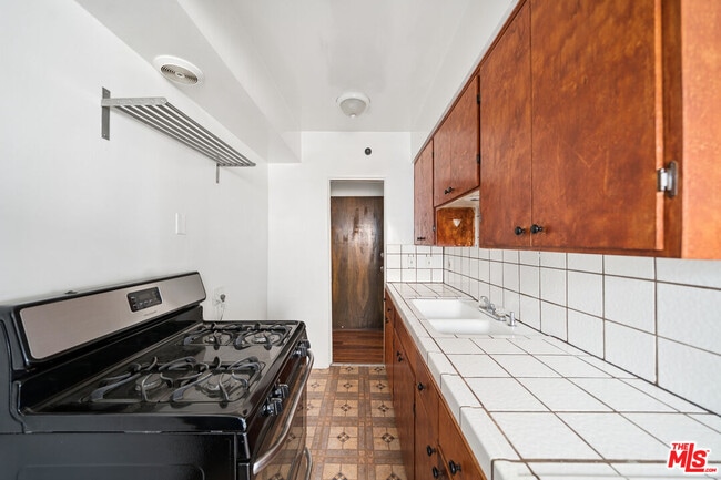 Photo - 153 Crescent Dr Unit 3