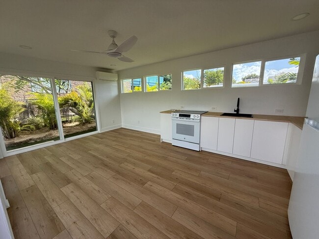 Building Photo - Private Kailua Oasis with Modern Finishes Throughout
