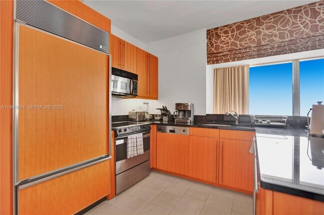 Photo - 1435 Brickell Ave Unit 3212