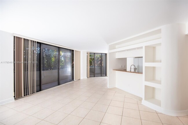 Photo - 21085 NE 34th Ave Unidad 302-1 Rental