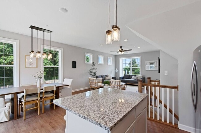 Building Photo - Coming Soon! Beautiful 3 Bedroom, 2.5 Bath...
