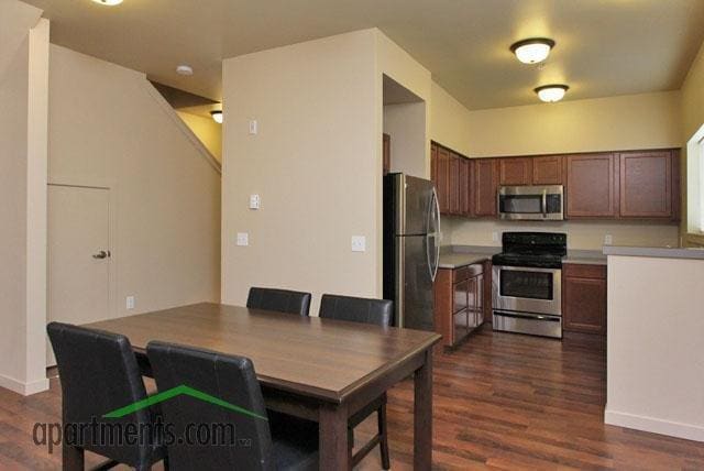 Photo - Avaya at Town Center