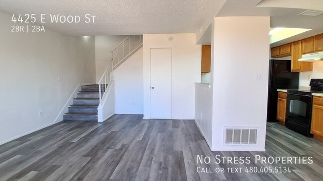 Photo - 4425 E Wood St