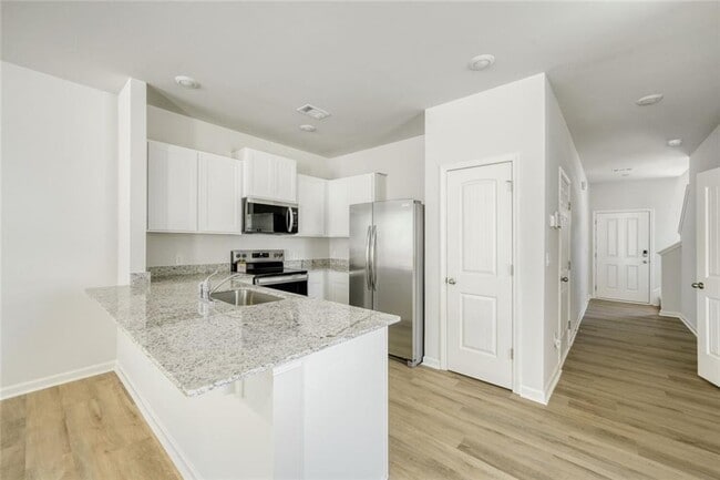 Photo - 5980 Skylar Dr