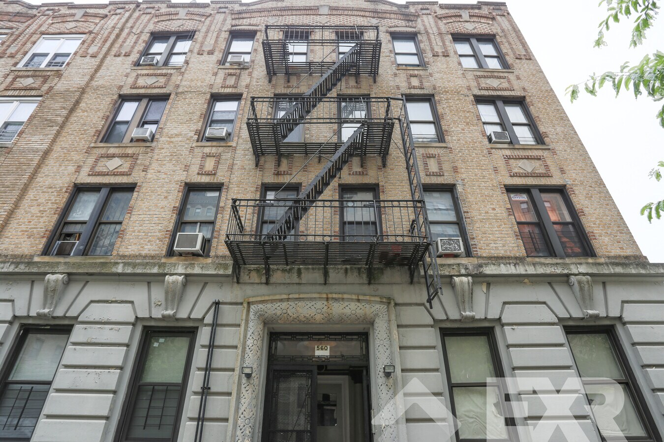 Photo - 560 Prospect Pl Unidad 12