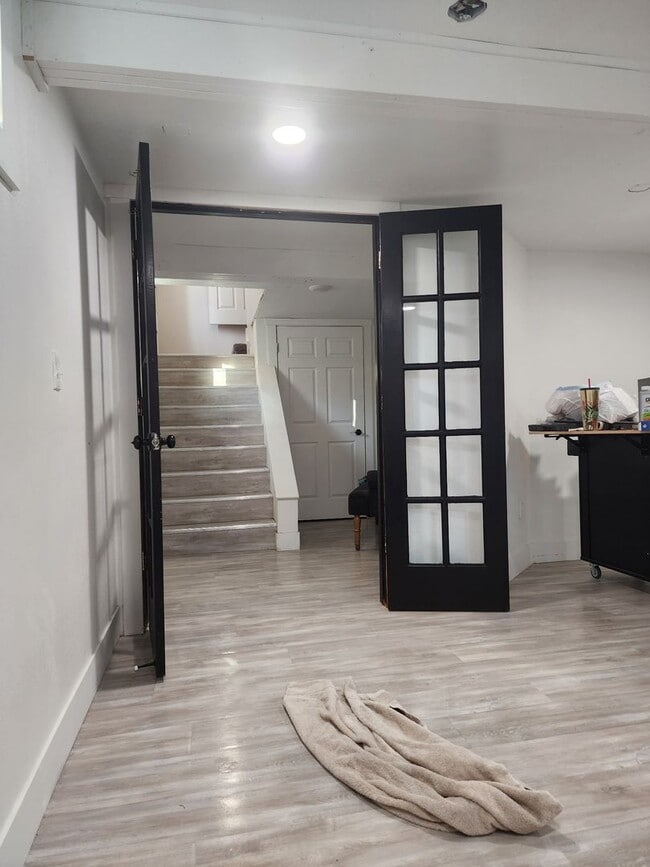 Photo - Christine's Duplex Unit 634-1/2 - Downstairs