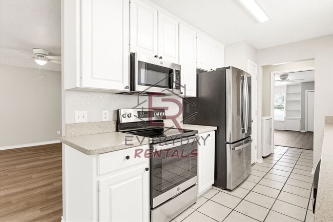 Photo - 1310 Goodhue Dr