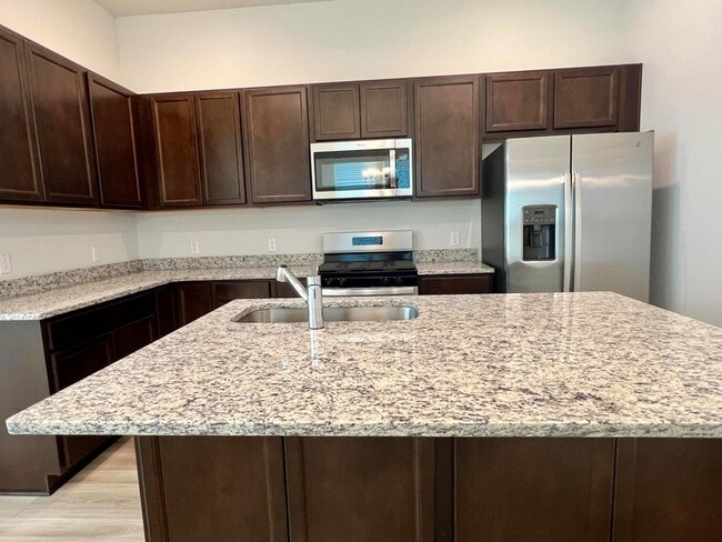 Photo - 4008 Flatiron Dr