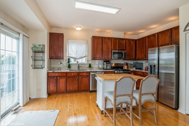 Photo - 358 S Winchester Dr