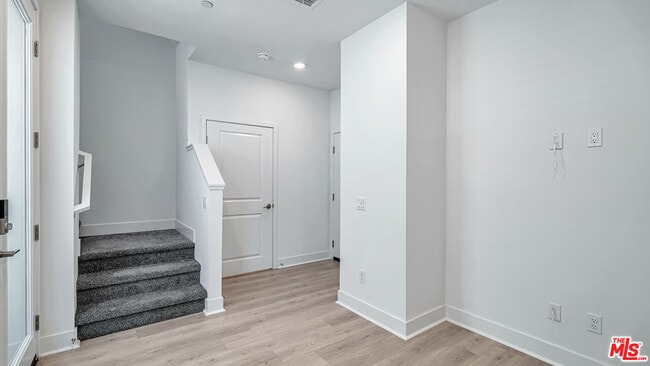 Photo - 1679 Lexington Ln