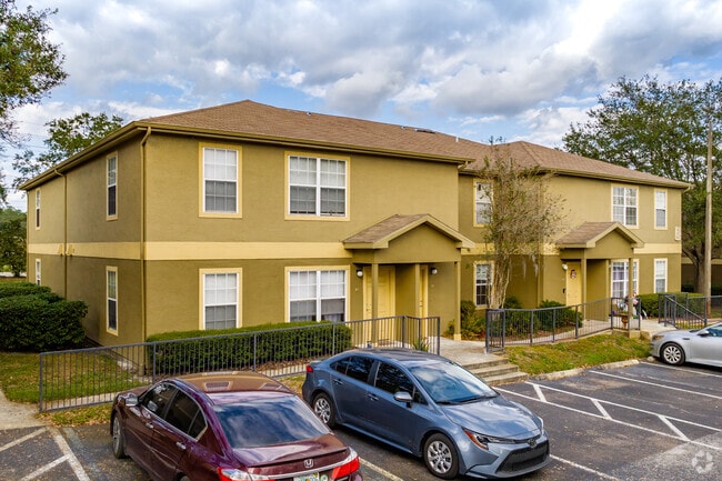 5919 Ryals Rd Zephyrhills, Florida - Belmont Apartamentos