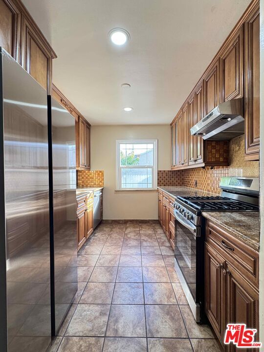 Photo - 7516 Oakdale Ave