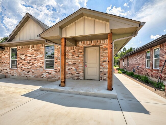 328 NW 122nd St