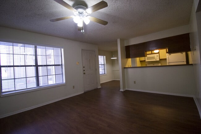 Photo - EL211 Unit EL211