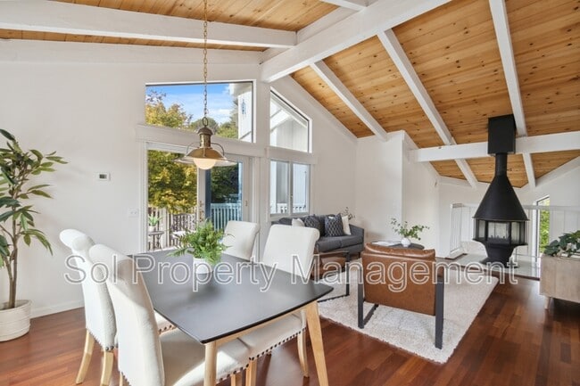 Photo - 144 Provincetown Ct