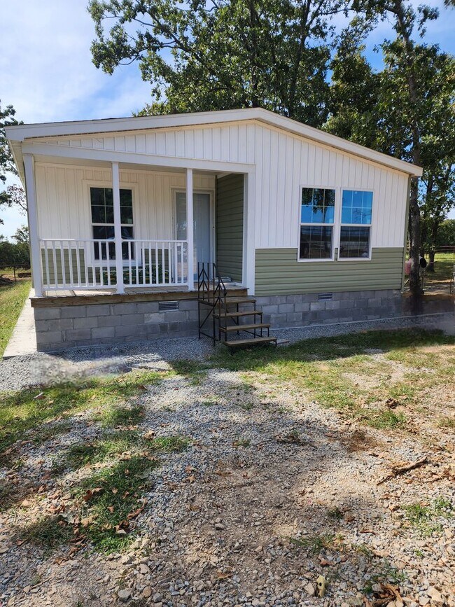Brand New 3 Bedroom 2 Bath Modular with Ga... House House Rental in