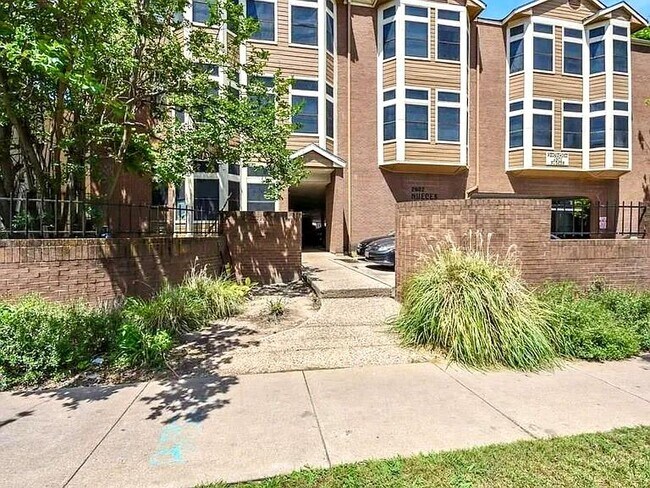 Photo - 2802 Nueces St Unidad 211