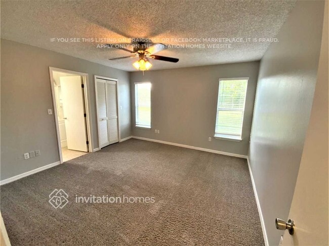 Photo - 1025 St Johns St SE