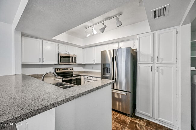 Photo - 1331 W Baseline Rd Unit 219