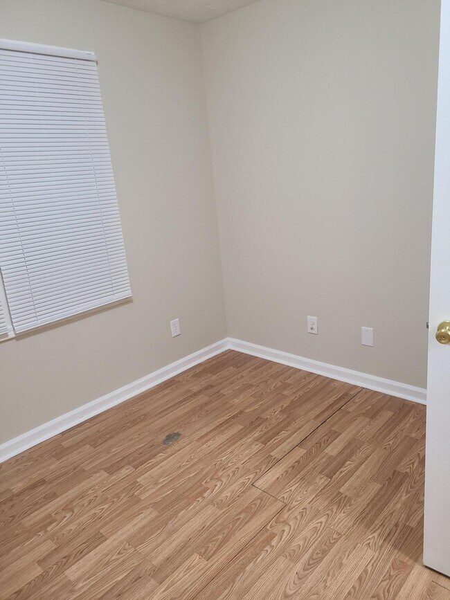 Photo - 215 Weslee Way Unit 25