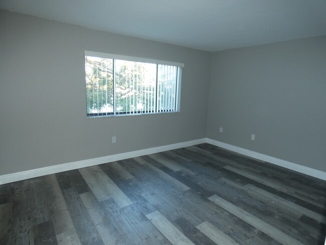 Photo - 8911 NW 28th Dr