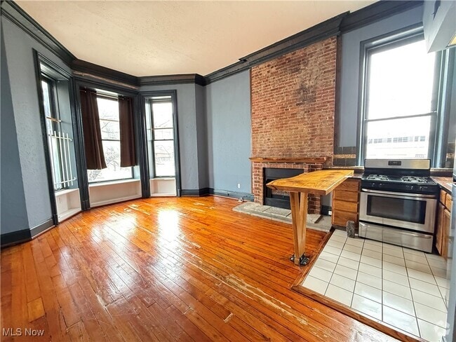Building Photo - 3645 Prospect Ave E Unit D Rental